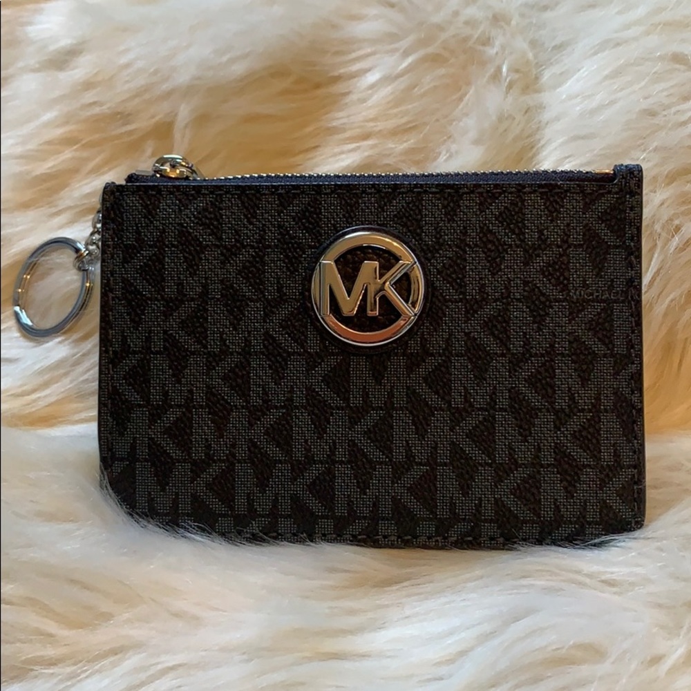Michael Kors Wristlet Wallet